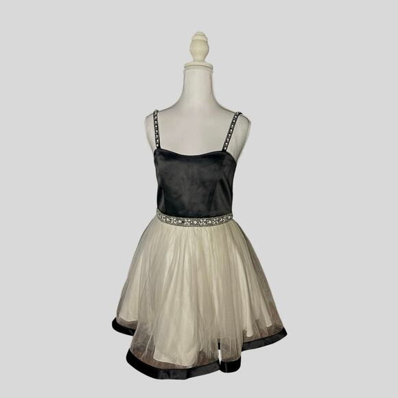 Lexie Mon Cheri Black Cream Tulle Embellished 12 Girls Special Occassion Dress - Picture 1 of 9